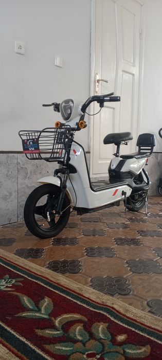 Elektro skuter zur