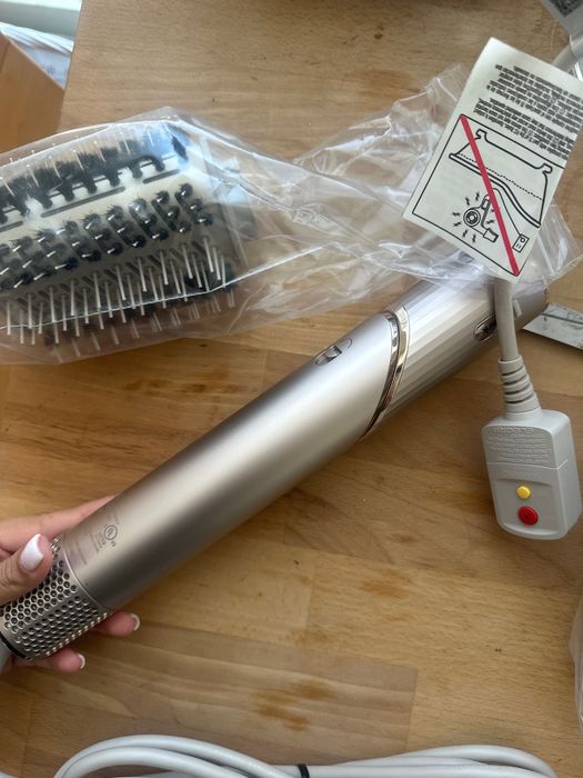 Маша Shark FlexStyle 3-в-1 Air Styler и сешоар