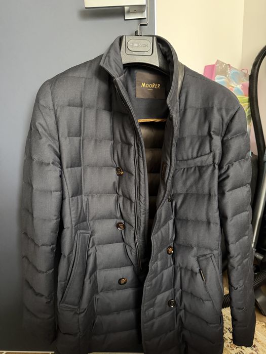 Продам Пуховик MooReR
