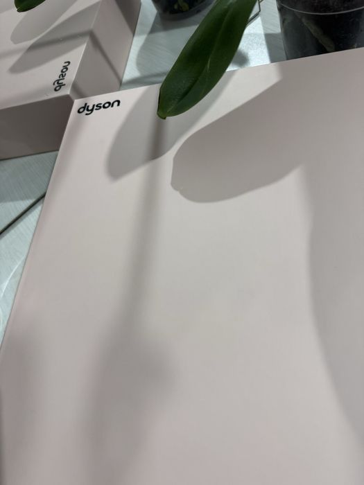 Новый набор щеток и аксессуаров для укладки волос Dyson