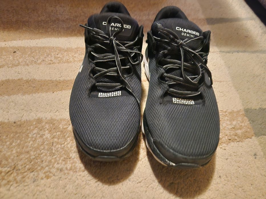 Under armour маратонки 44.5