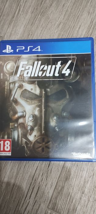 Продавам комплект игри за Playstation 4