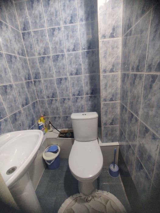 Сергели 7 да 3 хонали уй метро якин срочно сотилади