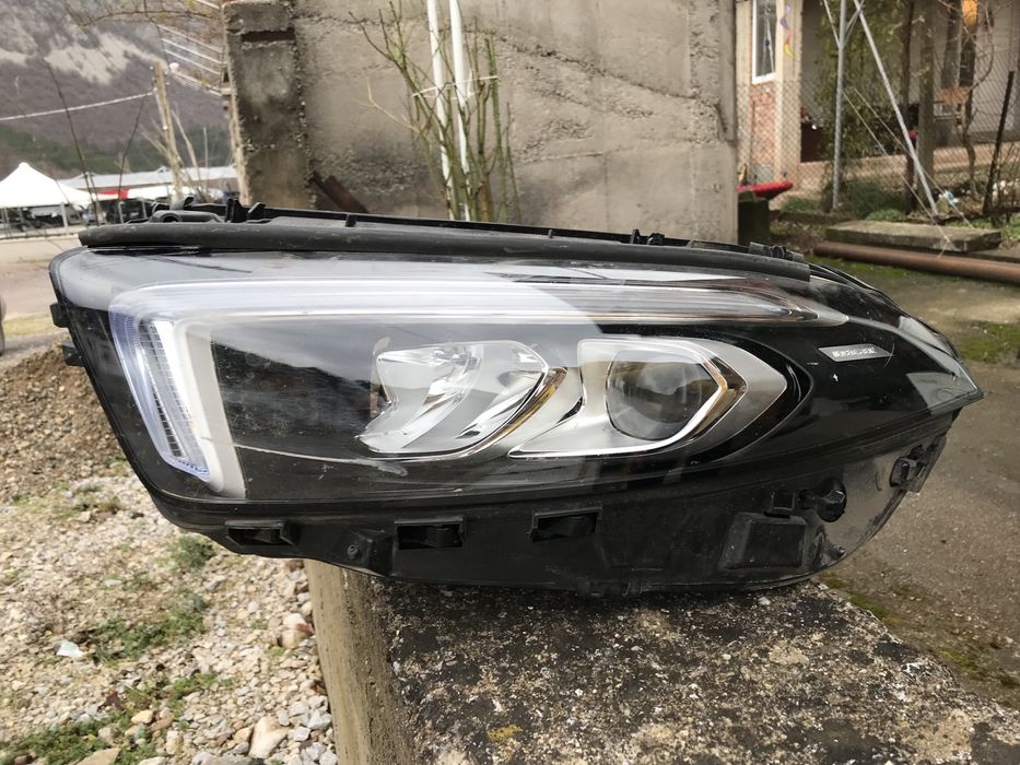 Ляф фар за Мерцедес А180 2017г.-.Ксенон