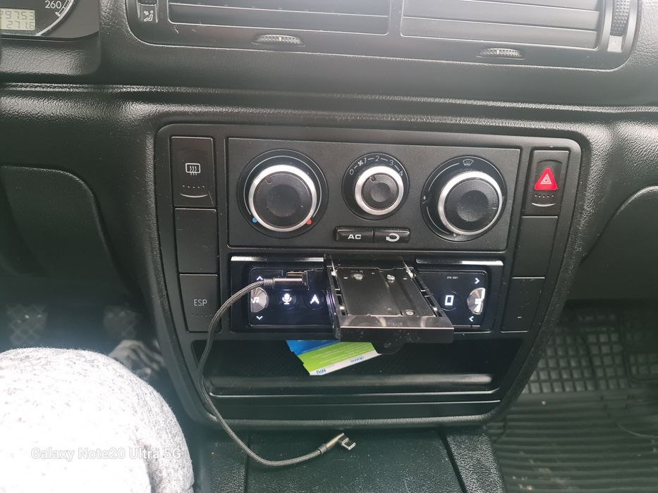 Продавам pasat 5.5