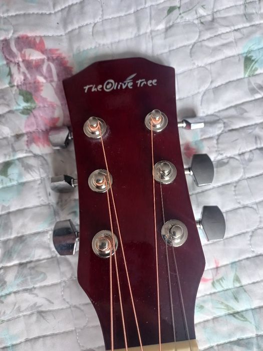 Гитара продаются