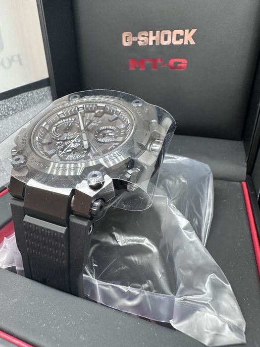 *Чисто Нов* Casio G-Shock MTG-B3000-1B *Triple Black*