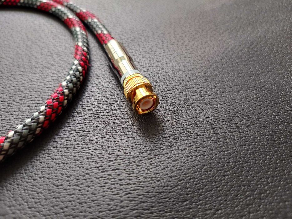Cablu Digital Coaxial 75 Ohm – Canare LV-77S, RCA-BNC, 1M