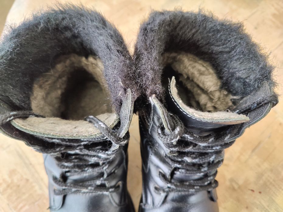 Ghete damă din piele