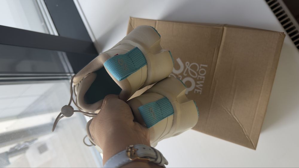 On&Loewe кроссовки новые