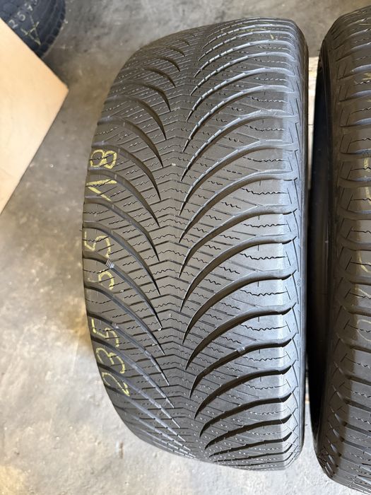 2 anvelope all season 235/55/18 , GoodYear , 5.8 mm
