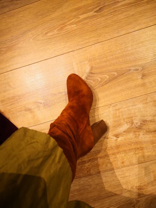 Cizme piele intoarsa, maro, mărime 35