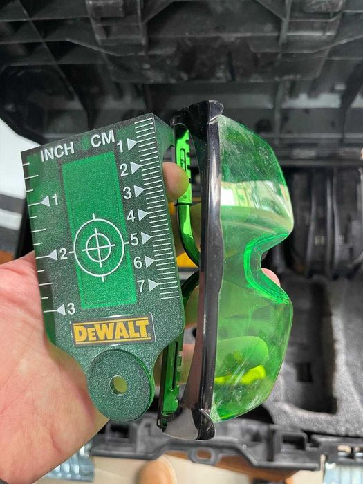 Nivela laser DEWALT XR 12V 3x360° DCE089D1G-QW - pentru piese