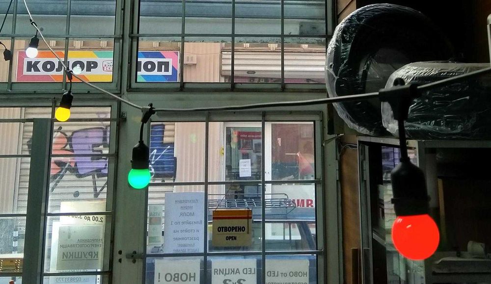 Декоративен кабел 10м-10 фасунги и 15м-15 фасунги- влагозащитен