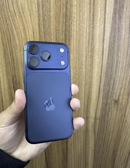 Iphone 17 pro 256 Deep Blue ideal