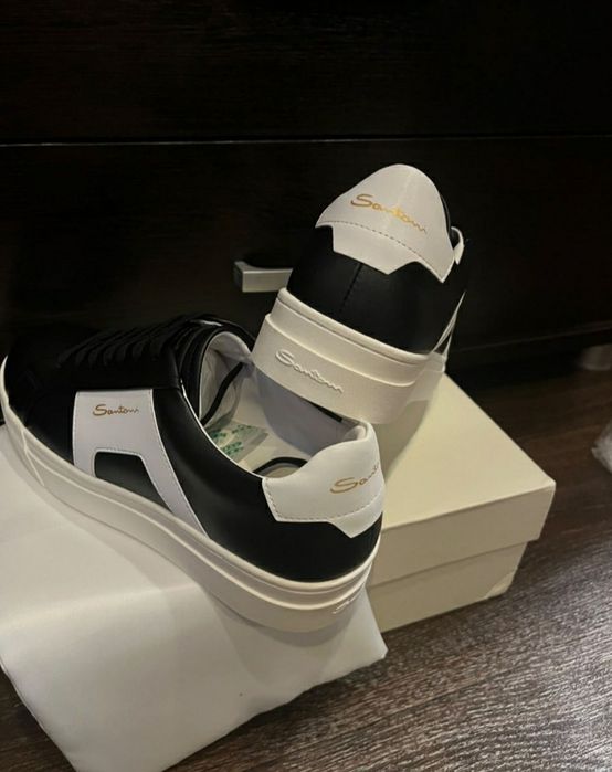 Продам обувь новую Santoni 41/27см.