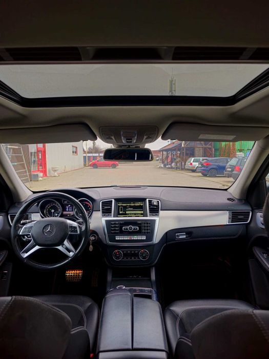 Mercedes-Benz ML 350 /BlueTEC /4MATIC/DISTRONIC+
