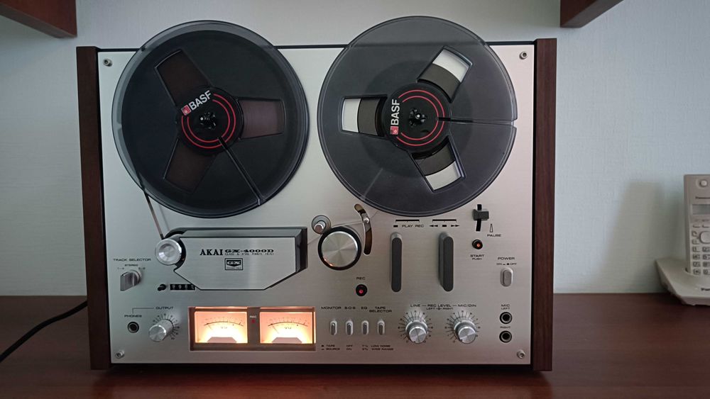 Катушечный  Akai