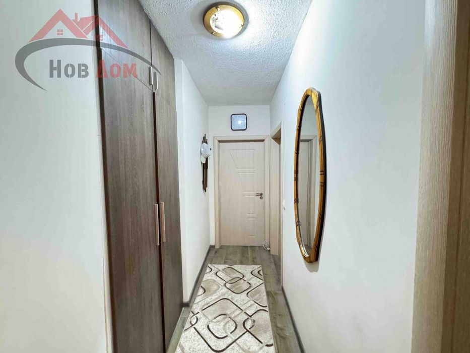 Тристаен на бул. България