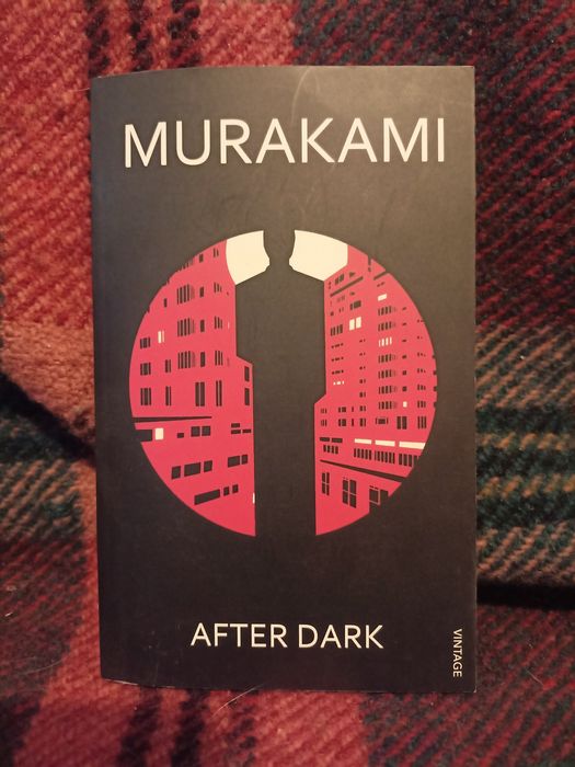 колекция книги (на английски)