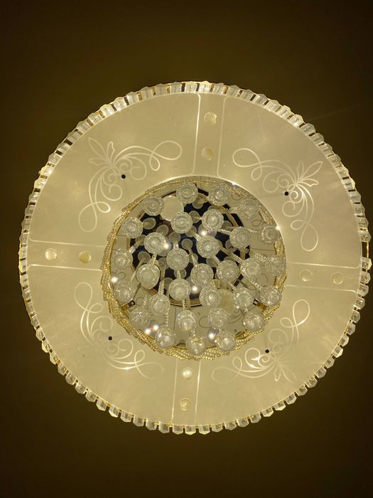 Люстры для гостиной