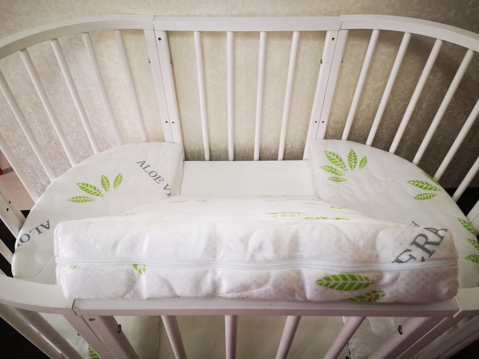 Кровать трансформер с маятником