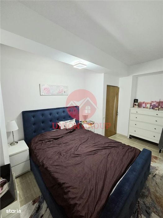 Apartament Spatios, 3 Camere, Decomandat, Demisol, Zona Primo