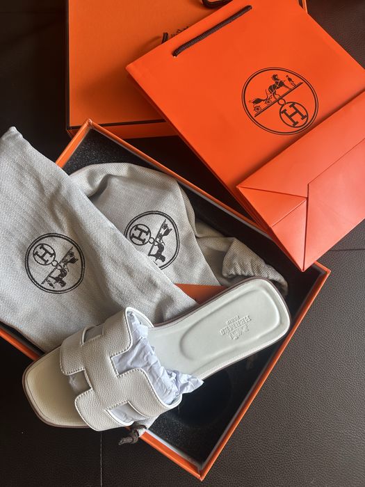 Луксозни дамски чехли {36-41}