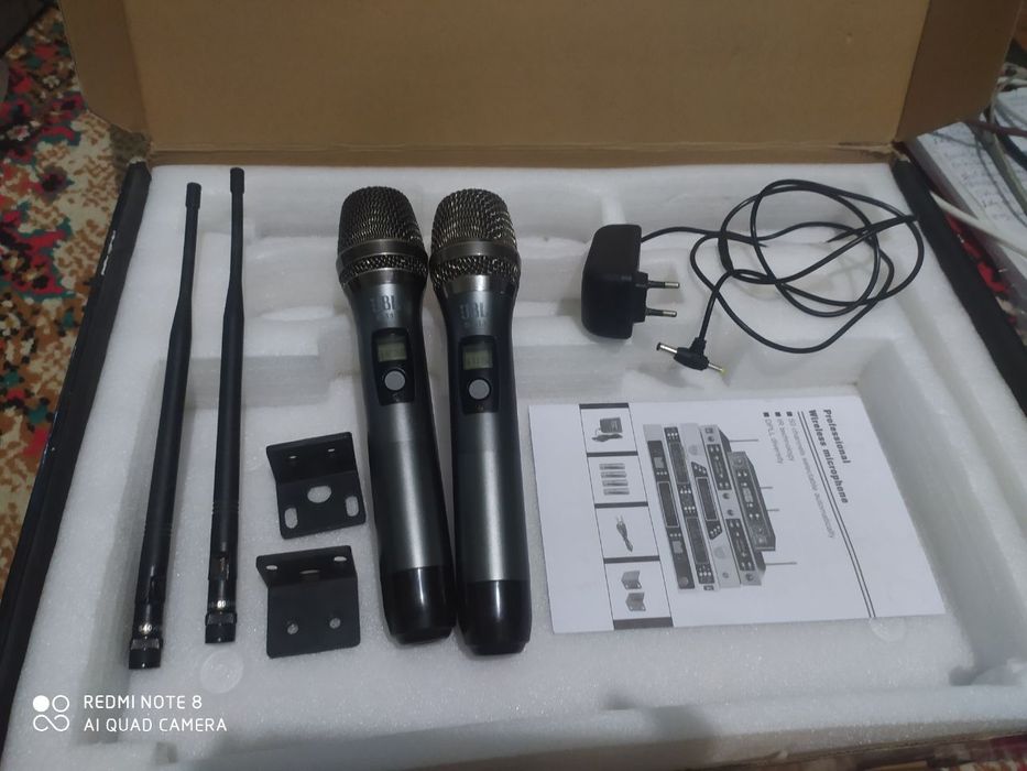 Mikrafon JBL holati zur