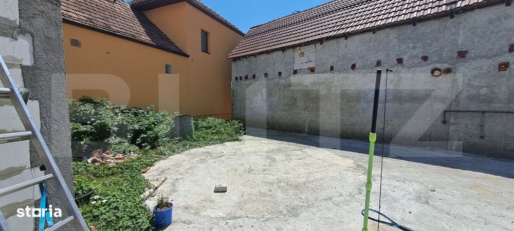 Spatiu Comercia, vad bun, curte 100 mp, zona Centrala, Fagaras