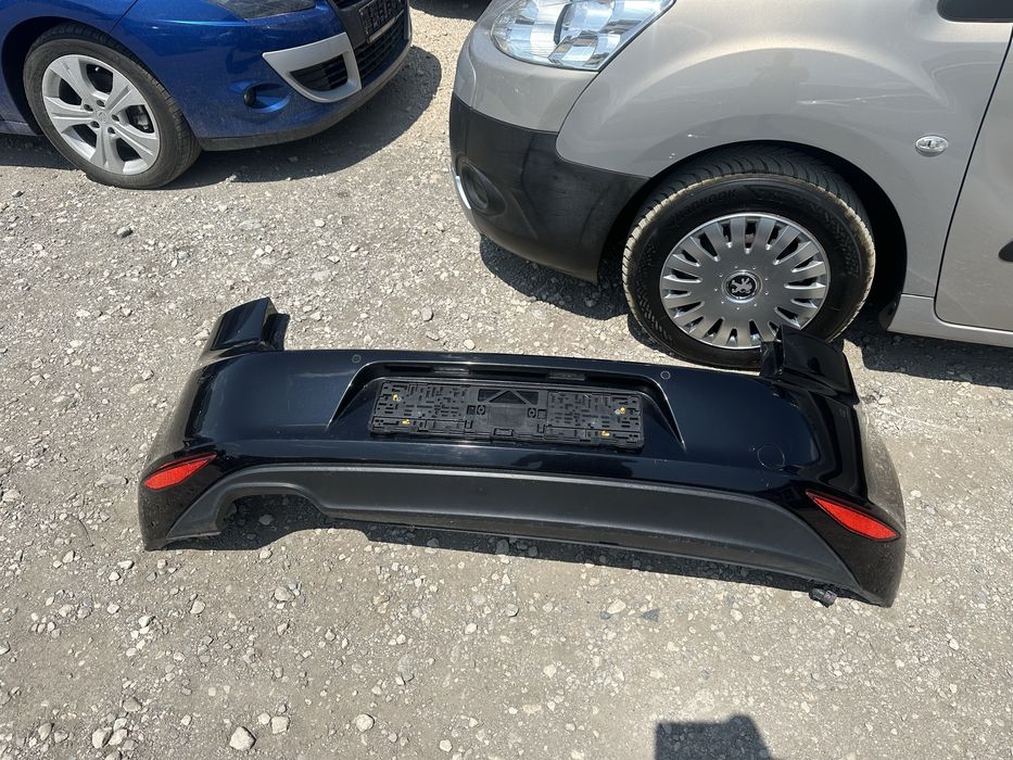 Задна броня комплект за Фолксваген Голф 7 хечбег!