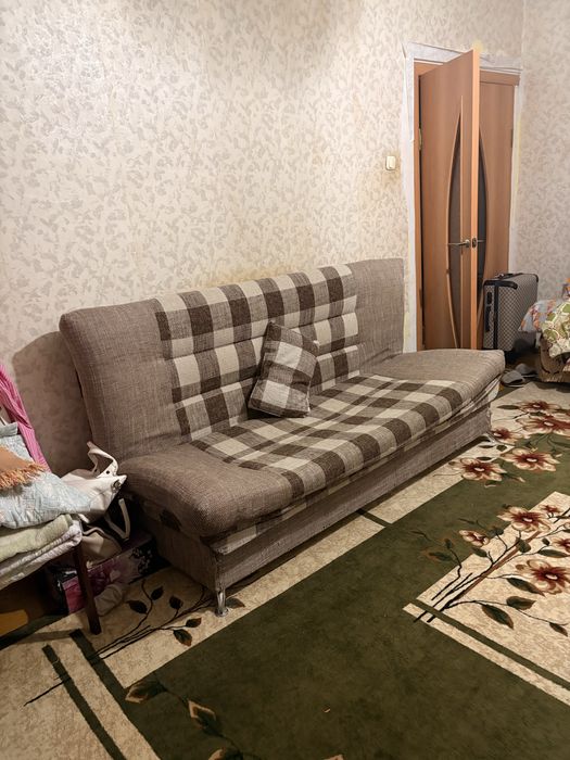 Диван, два кресла для гостиной, дачи
