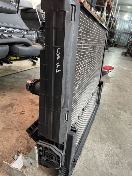 Радиатори БМВ Ф30/ Ф31, 318/ 320д (radiatori bmw f30)