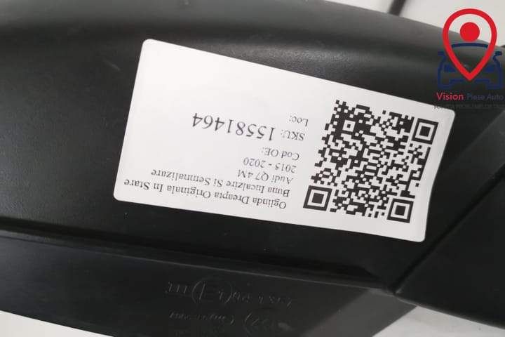 Ауди Кю7 / Audi Q7 4M Оригинално дясно огледало в добро състояние с от