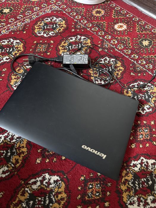 Ноутбук сотилади Lenovo B51-30