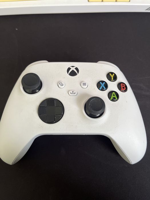 Xbox controller белый