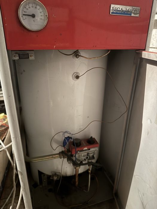 Печ. Работает наполный