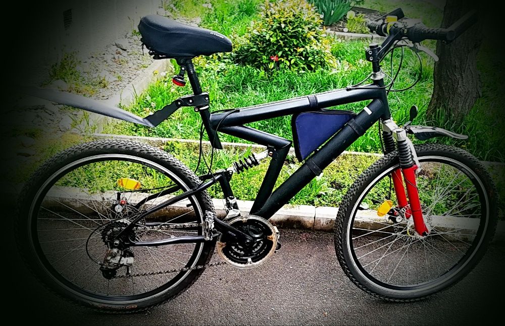 vand bicicleta mountain bike stare foarte buna 1000 lei