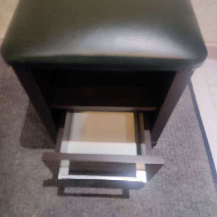 Продается   пуфик .