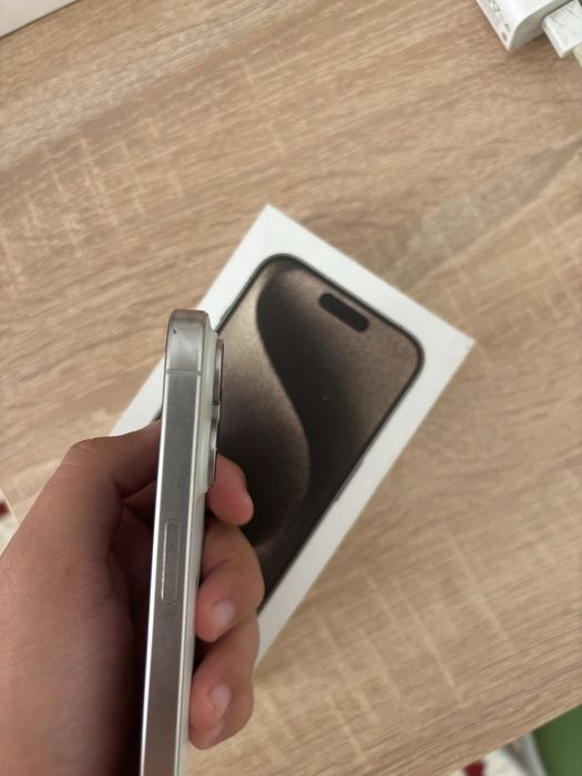 iphone 15 pro 128gbb