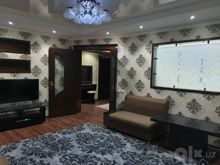 Продается 3х ком квартира, ориентир: Госпитальный рынок 328 школа,65м²