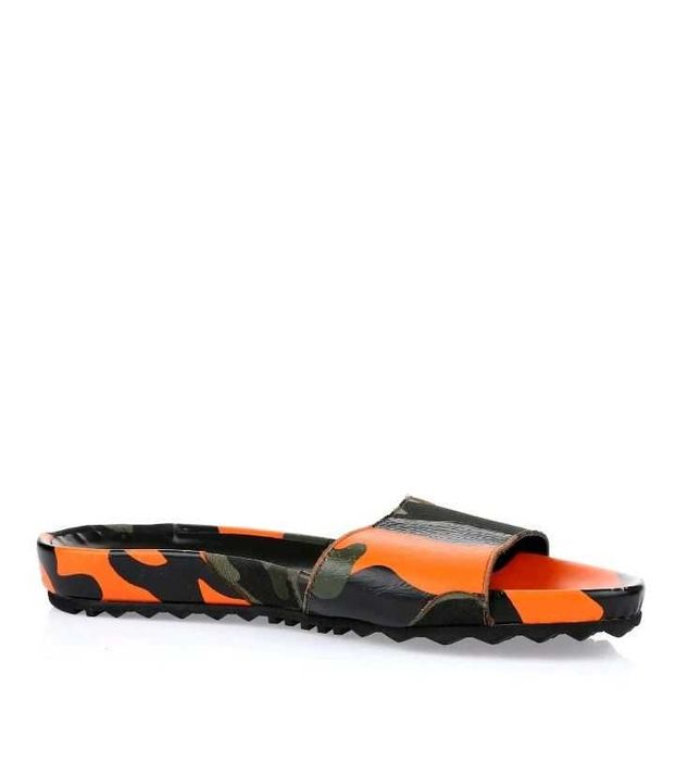 Valentino Garavani authentic 100% тапочки шлепки