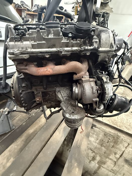 injector A6110700987 mercedes benz sprinter c class e class motor 2.2