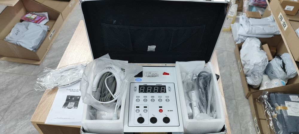 Аппарат микротоковой терапии для лица B-809