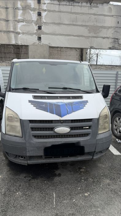 Lot Ford Transit