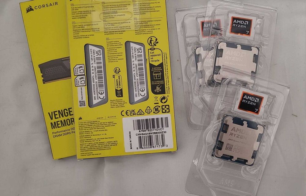 Kit procesor Ryzen 7 9800X3D + corsair 64 gb ddr5 la 6000 , cl 30 -noi