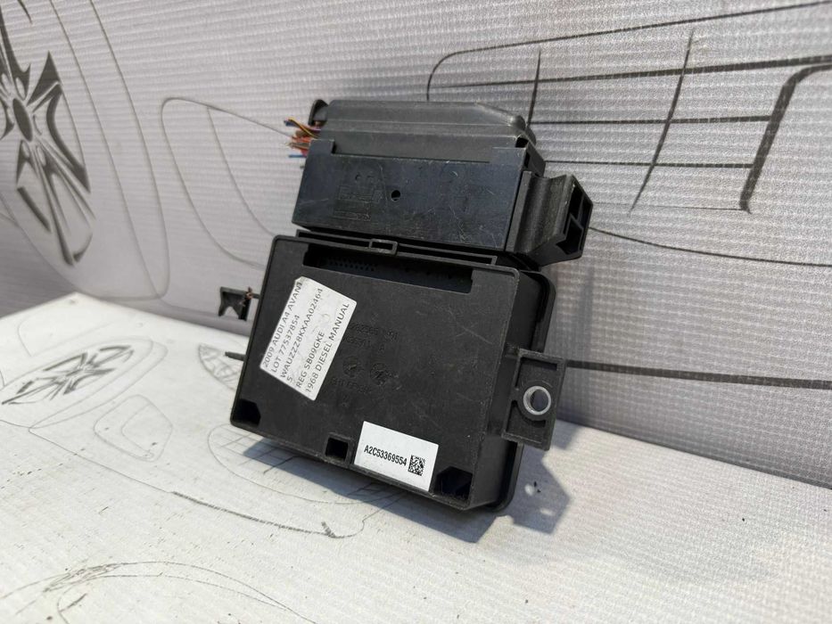 Modul frână de mana EPB Audi A4 S4 B8 8K 8K0907801H 2009 / [2008-2015] / (5B3)