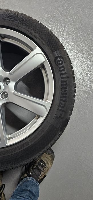 Продавам Гуми с джанти