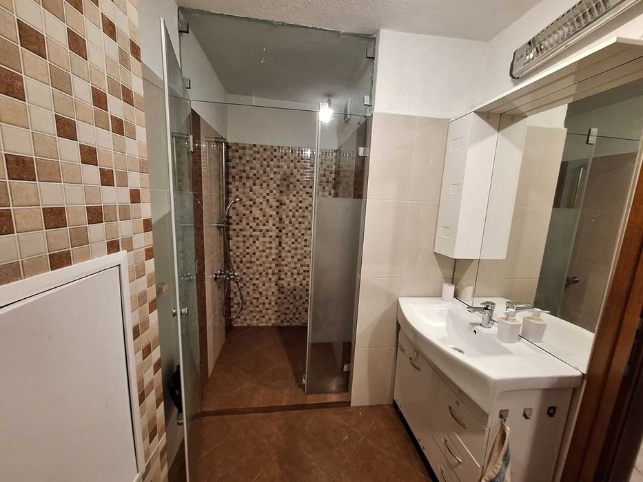 Тристаен апартамент, 134 м2 в Софя , Лагера , огромен хол и панорама