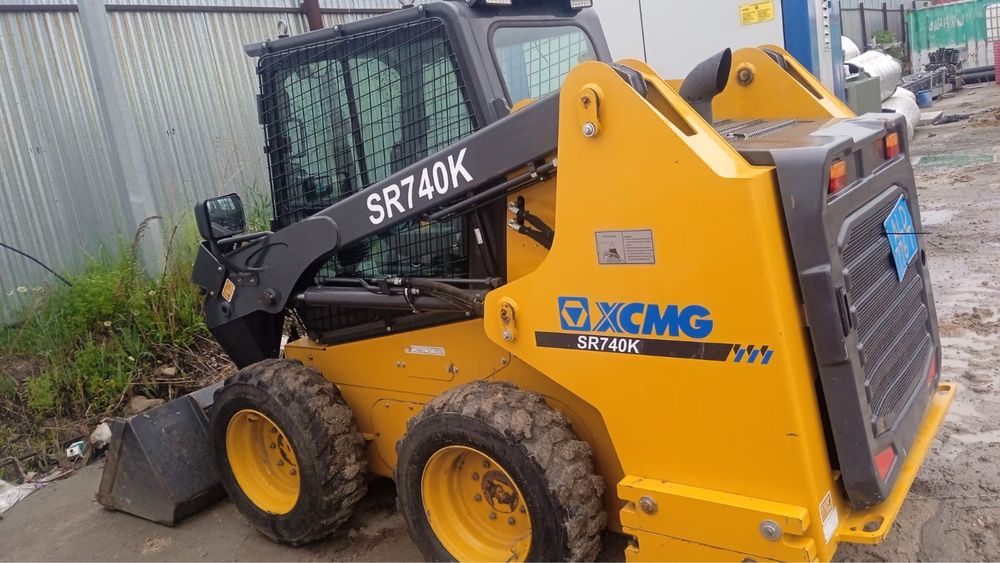 Мини погрузчик XCMG 740